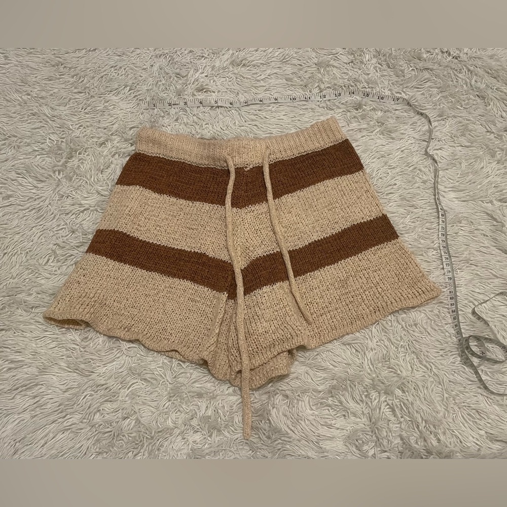 ♻️GOODWILL BOUND♻️ By Together Knit Cover-Up Shorts